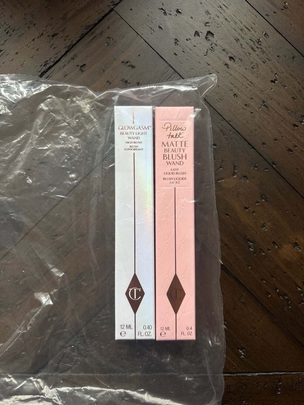 Charlotte Tilbury Blush Wand Duo: Pinkgasm Glowgasm & Pillow Talk Matte